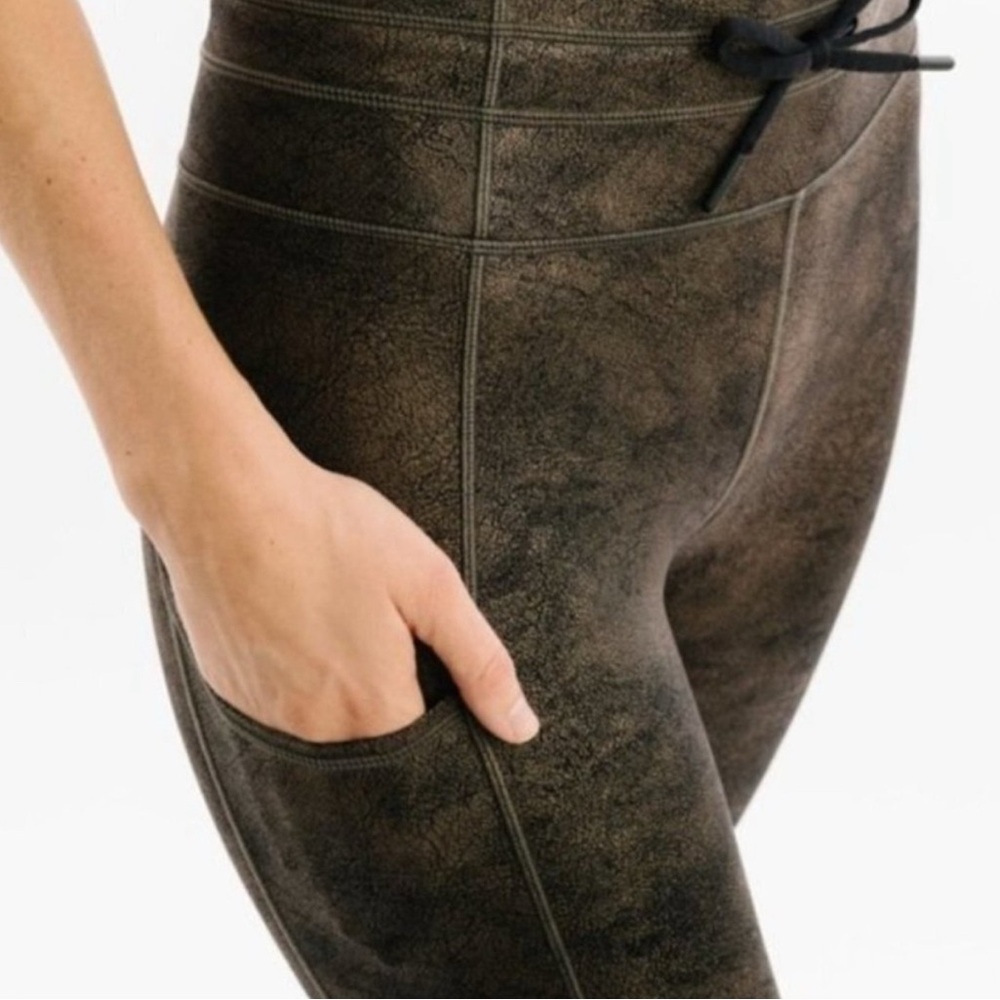 Zyia Active Bronzed Hendrix Luxe Legging